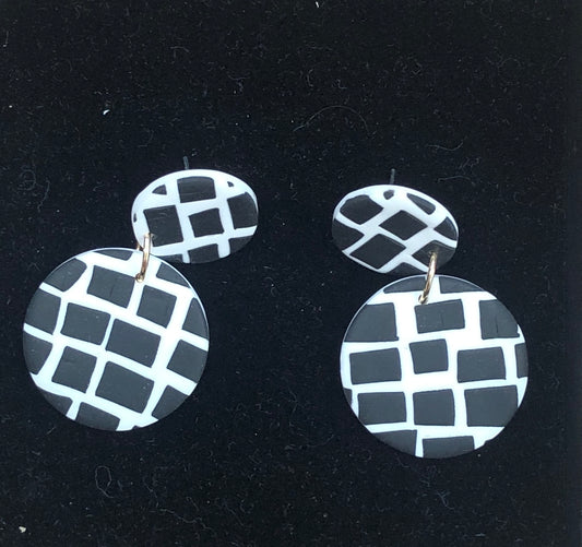 NSV Songline Chequered Earrings - Medium - Black White