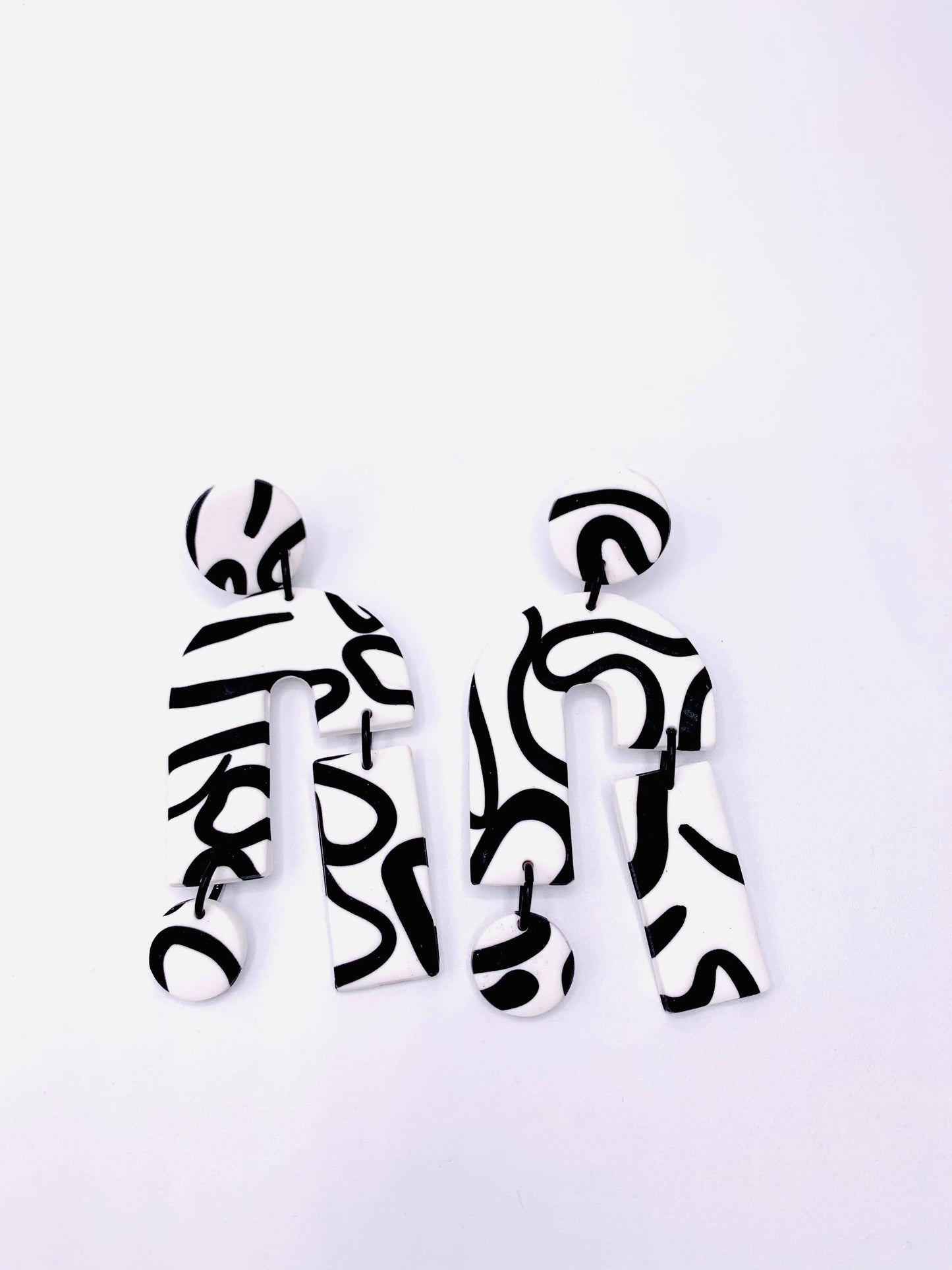 No Shrinking Violet - Songlines - Statement Shape Earrings: Black / White