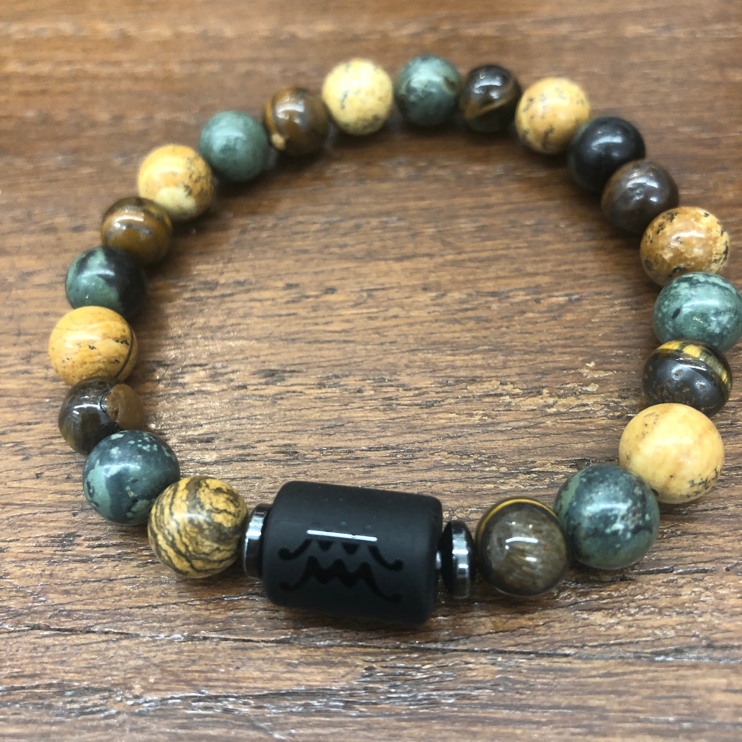 Unisex Polished Quartz Bead Bracelet