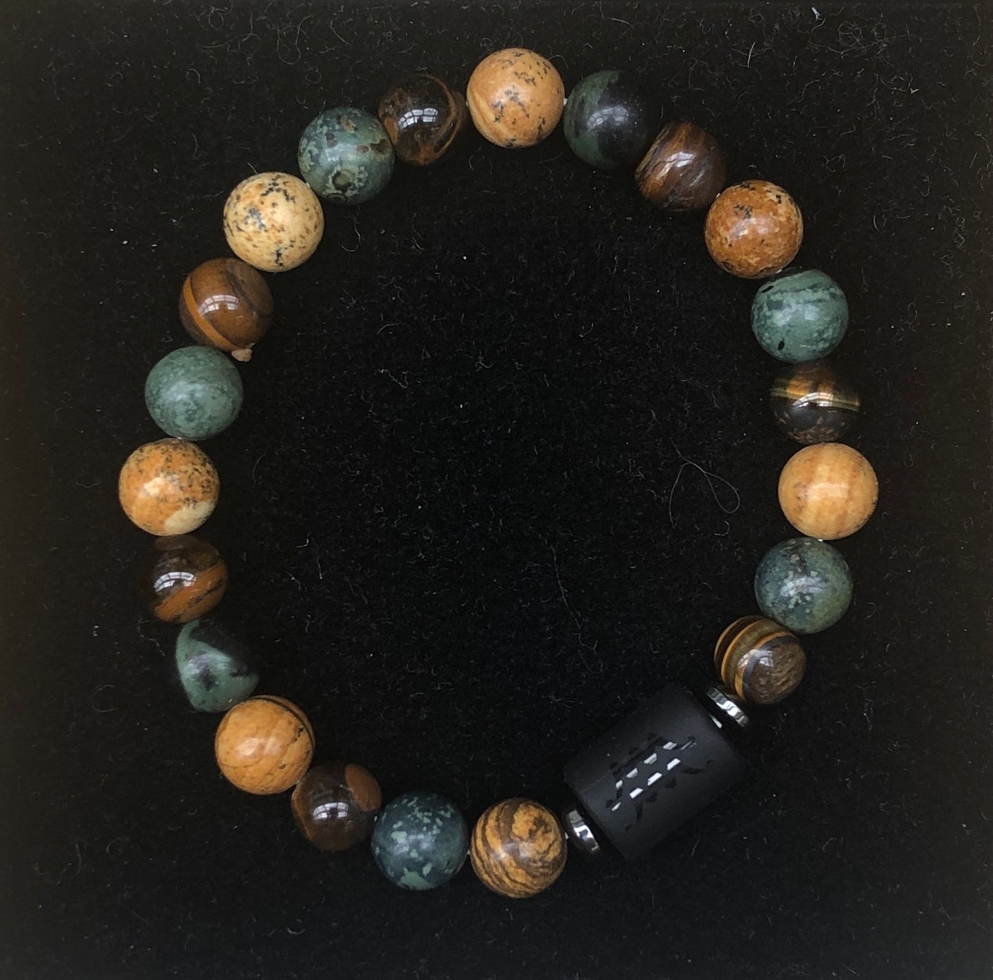 Unisex Polished Quartz Bead Bracelet