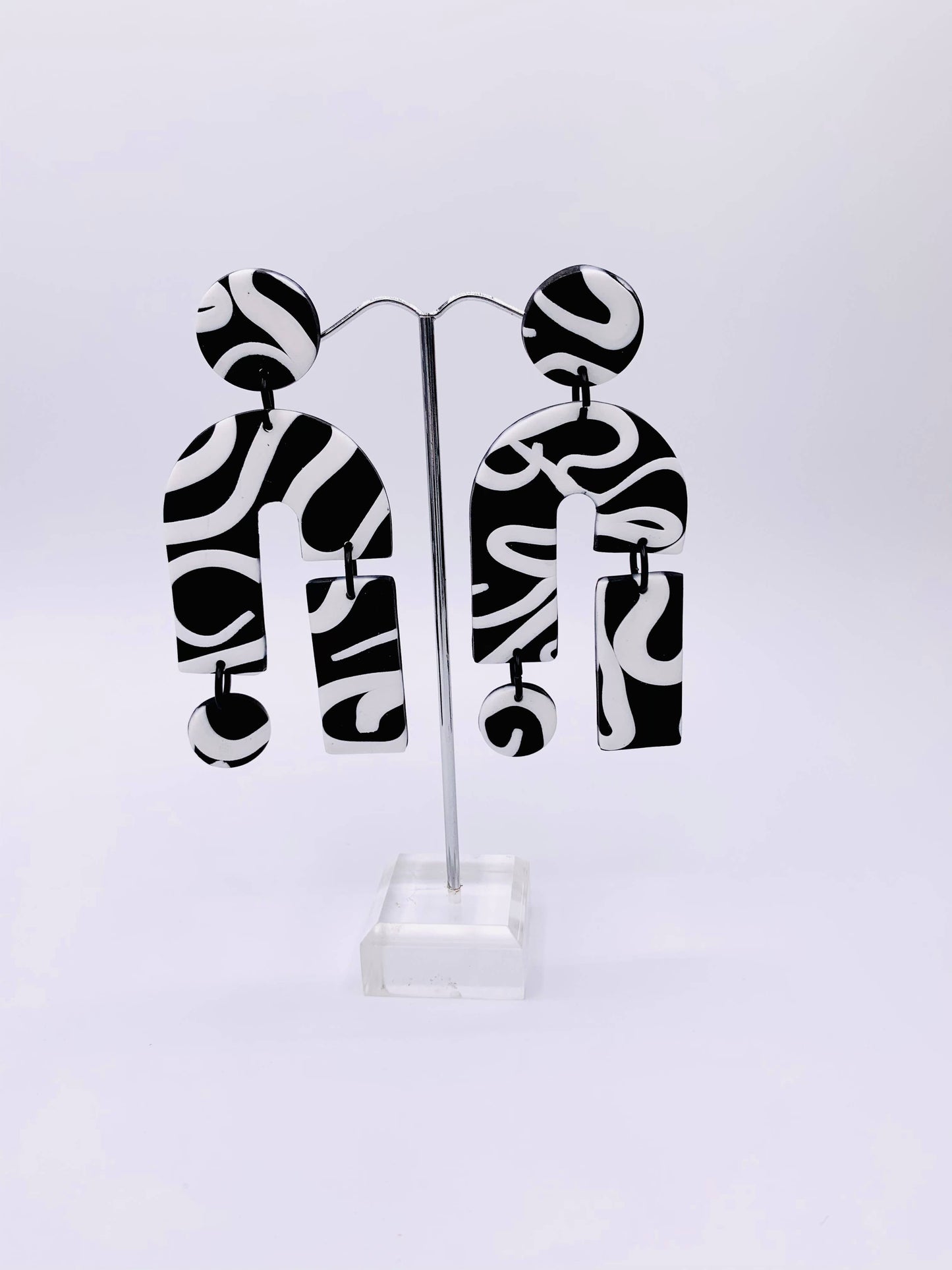 No Shrinking Violet - Songlines - Statement Shape Earrings: Black / White