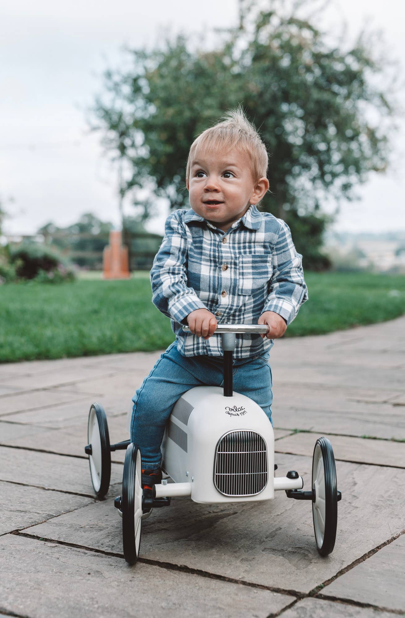 Vilac Retro Off-White Ride On Metal Car